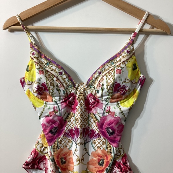 Camilla Floral One-Piece Swimsuit‎ Size 4 NWT - Picture 6 of 16